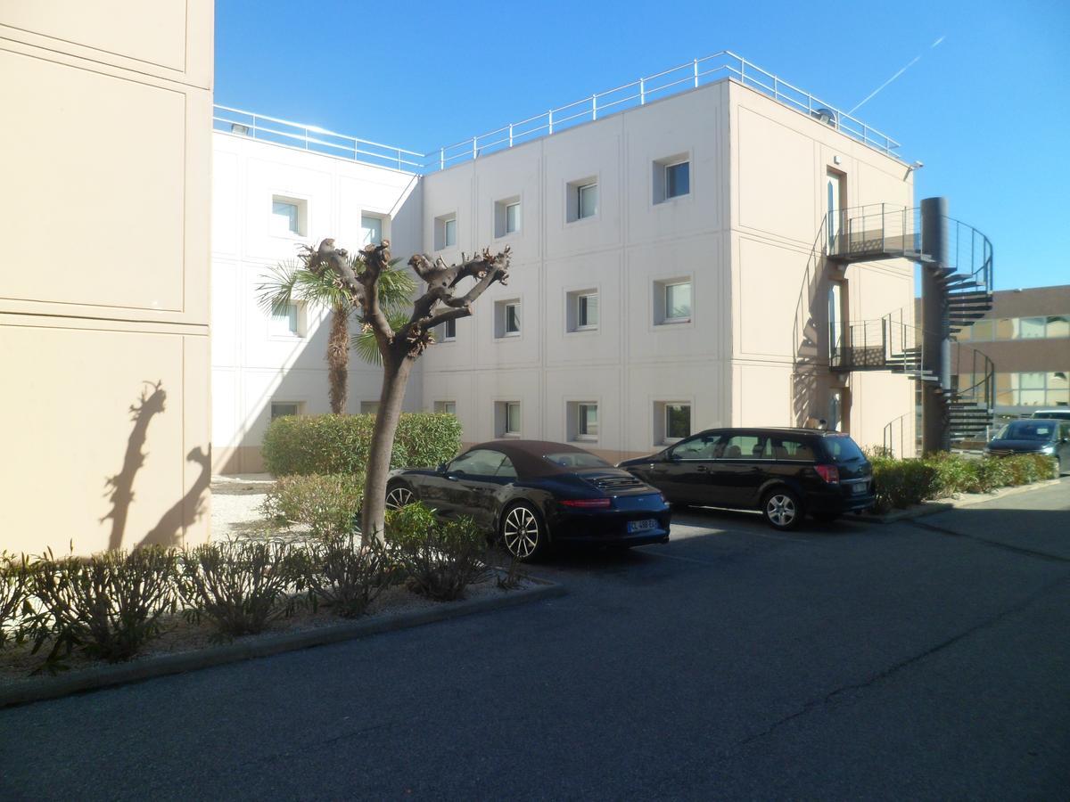 Hotelf1 Villeneuve Loubet Exterior foto
